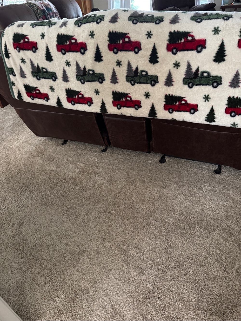 60x72 Cozy Holiday Truck Sherpa Throw Blanket - Green & Red